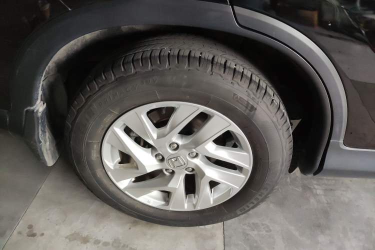 Used Honda CR-V 2015 2.4L two-wheel drive luxury version
