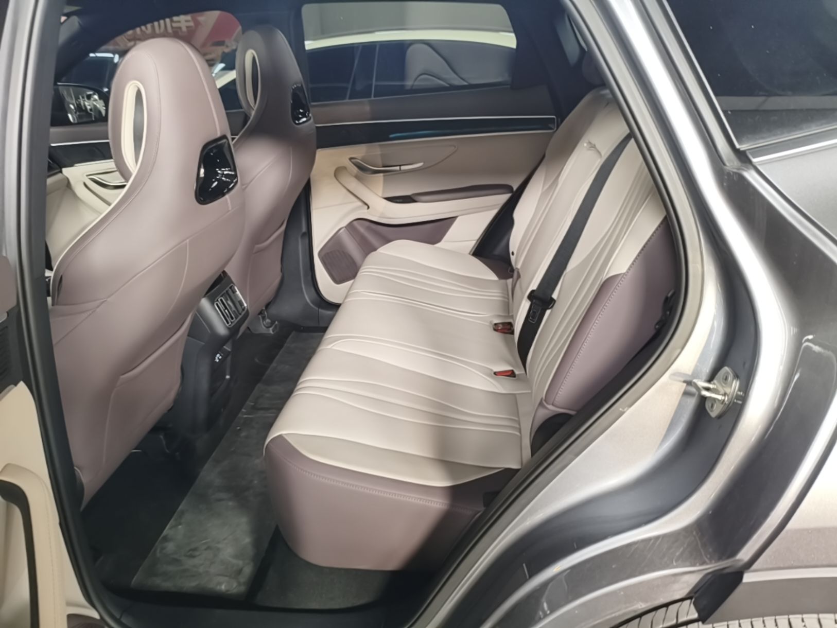 BYD Song PLUS New Energy 2025 DM-i Intelligent Driving 112KM Prestige Model — снимка 20