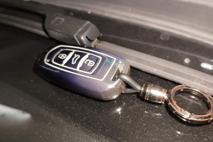 Used Geely Auto Emgrand GS 2016 Sport Edition 1.3T Automatic LingShang Model Vehicle Key