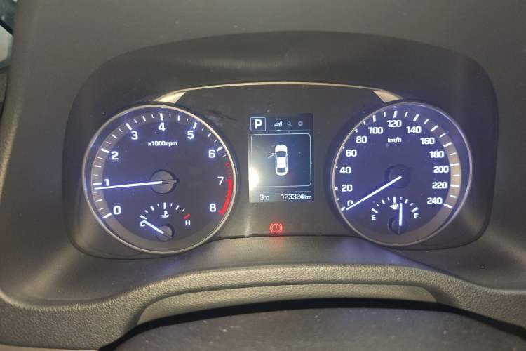 Used Hyundai Elantra (6th Generation / Lingdong) 2016 1.6L Automatic ZhiXuan – Elite Version