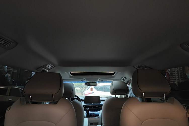 Used Buick GL8 2021 Land Cruiser Executive Class 652T Luxury Model