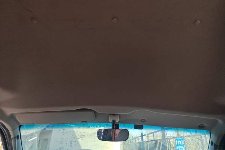 Used Jinbei Hiace King 2021 2.0L City Transport King Series Comfortable High-Roof 6-Seater 1TZS Headliner