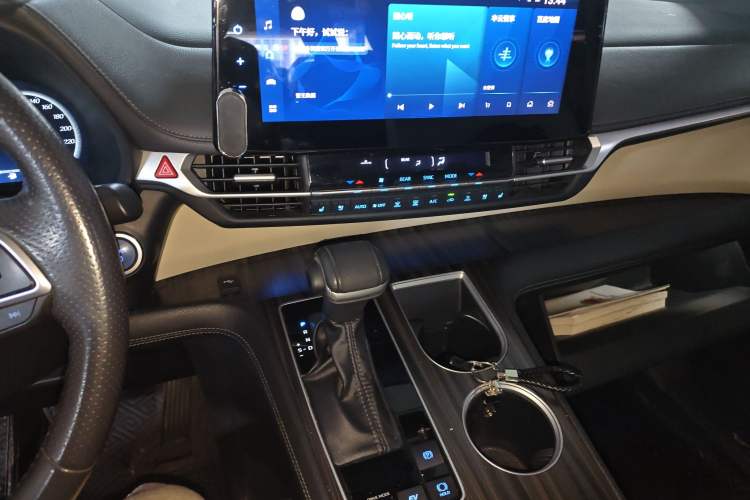 Used Toyota SIENNA 2021 2.5L Hybrid Ultimate Edition Audio And AC Panel