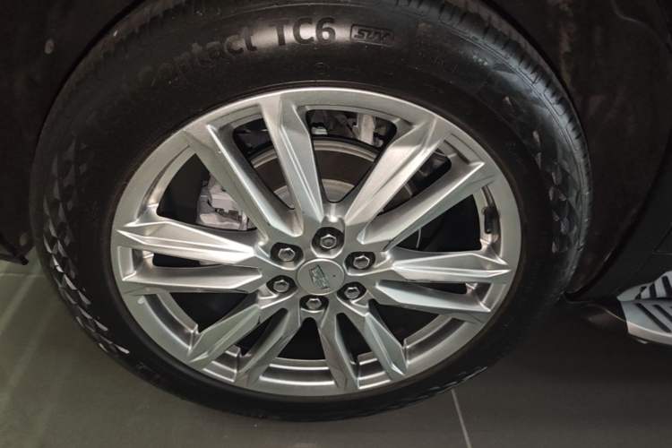 Used Cadillac XT6 2022 2.0T 7-Seater Two-Wheel Drive Luxury Version