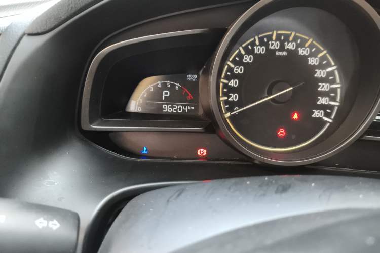 Used Mazda Mazda 3 Axela 2017 Sedan 1.5L Automatic Luxury Model Emission Standard China V