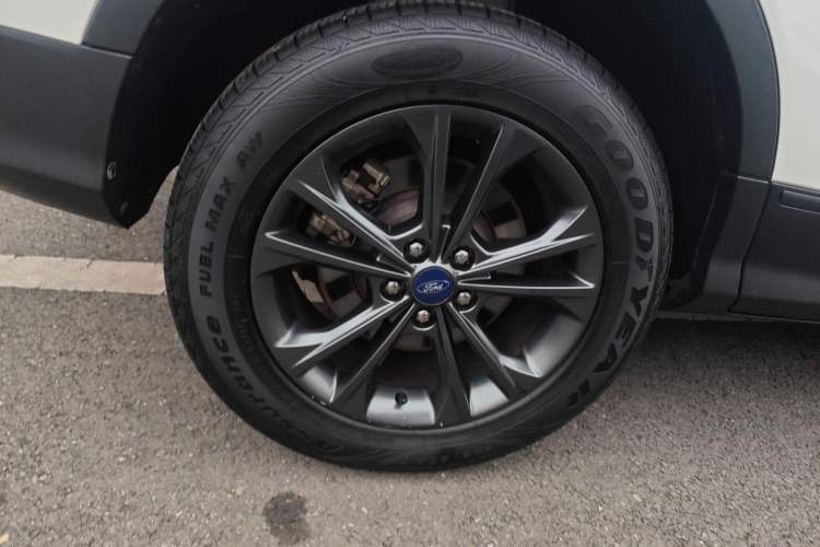 Used Ford Kuga 2019 EcoBoost 180 Two-Wheel-Drive Platinum Edition China VI Standard
