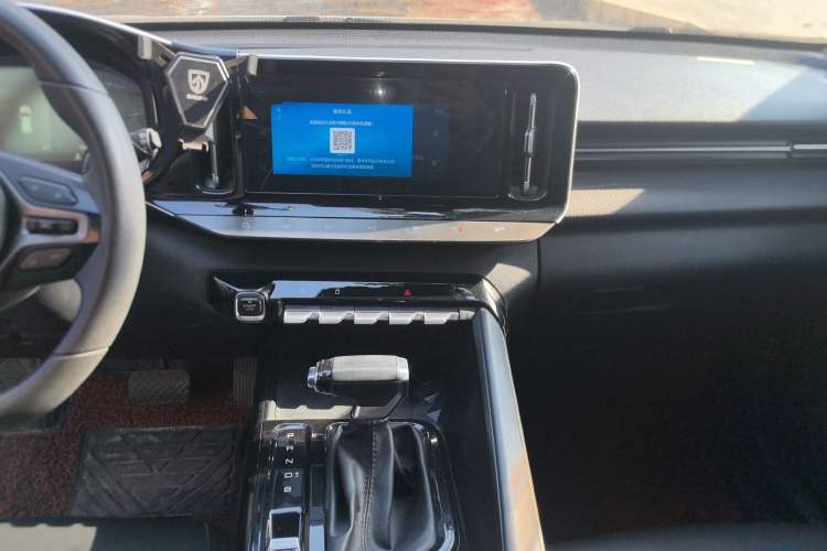 Used Baojun RC-5 2020 RC-5W 1.5T CVT Smart Luxury Edition
