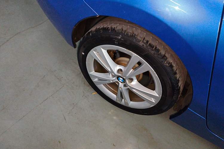 Used BMW 1 Series 2017 118i Design Package Model Right Rear Wheel Hub