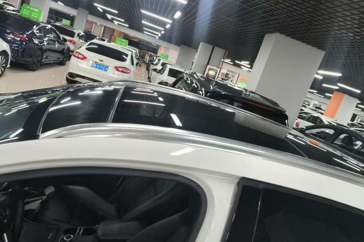 Used Mercedes-Benz GLA 2015 GLA 200 Fashion Model