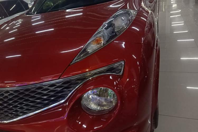 Used Infiniti ESQ 2014 1.6L Spontaneous Edition