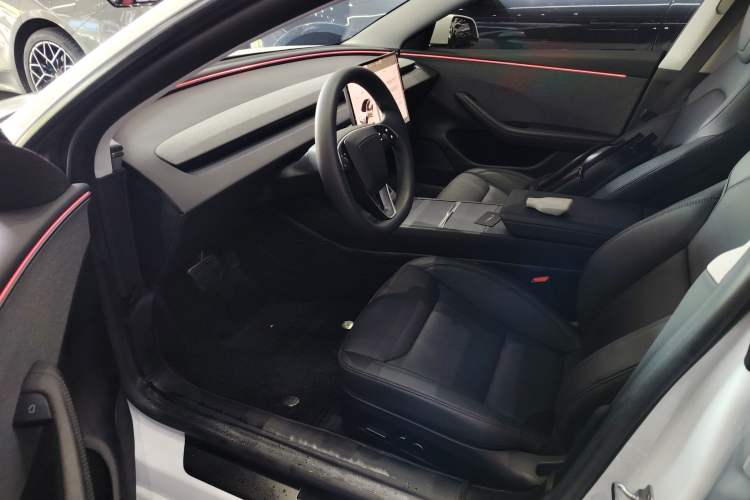 Used Tesla Model 3 2025 Rear-Wheel-Drive Version Left Front Seat