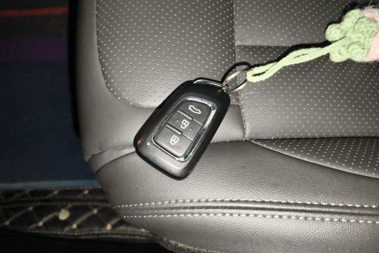 Used Dongfeng Aeolus AX7 2019 1.6T Automatic AI Navigation Model China V Standard
