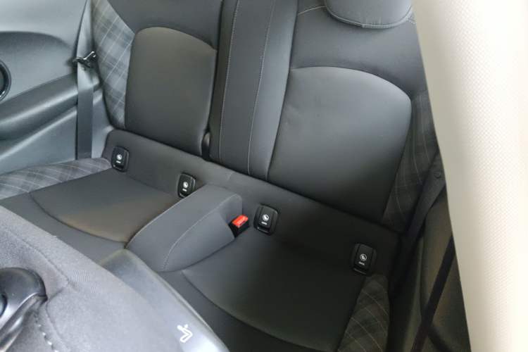 Used MINI 2016 1.5T COOPER Left Rear Seat