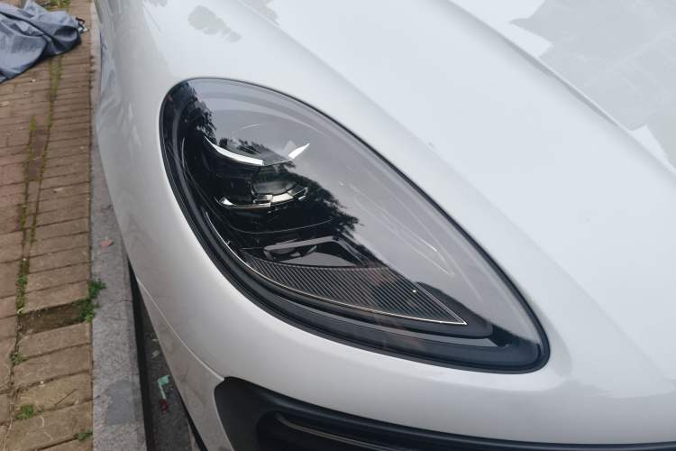 Used Porsche Macan 2023 Macan 2.0T