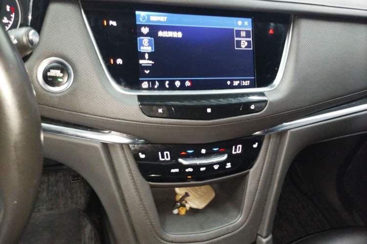 Used Cadillac XT5 2021 28T Luxury Model