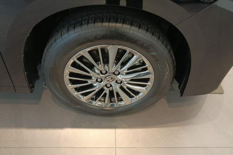 Used Toyota Alphard 2019 Dual-Engine 2.5L Prestige Edition Right Front Wheel Hub