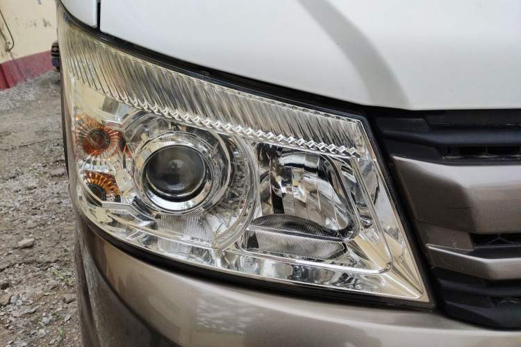 Used CHANGAN KUAYUE V5 2013 1.5L Comfort Version DAM15R