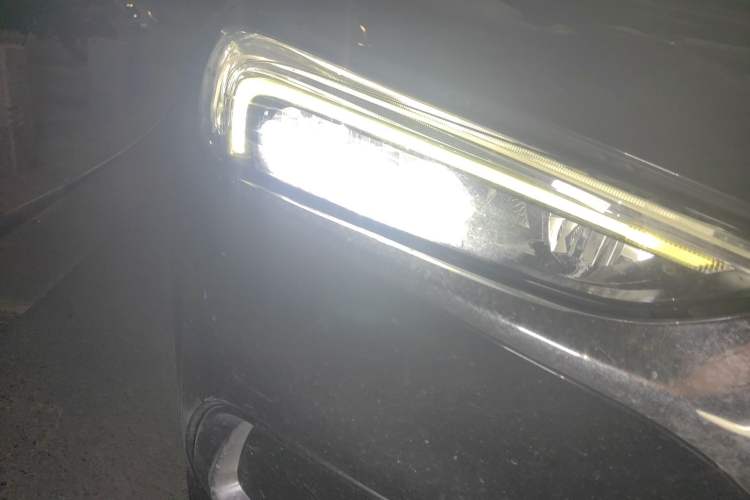 Used Buick LaCrosse 2021 552T Luxury Version Right Front Headlight