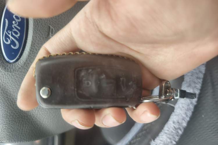 Used Ford Focus 2013 Hatchback Classic 1.8L Manual Fashion Edition
