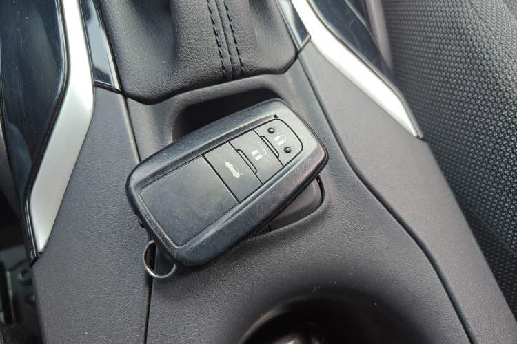 Used Toyota Levin 2022 Dual-Engine 1.8H E-CVT Luxury Edition
