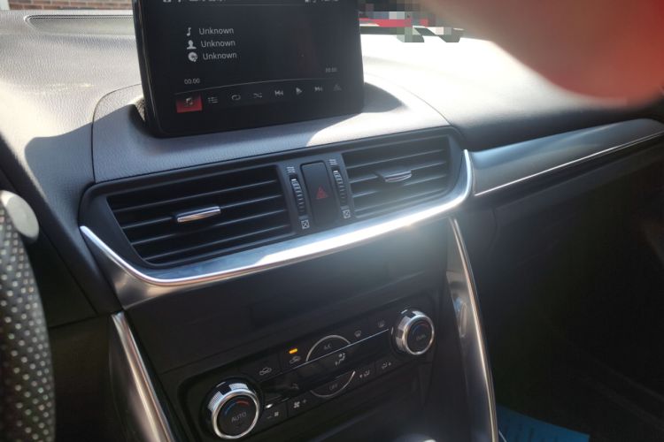 Used Mazda CX-4 2018 2.0L Automatic Two-Wheel Drive Blue Sky Premium Upgrade Version China V Standard
