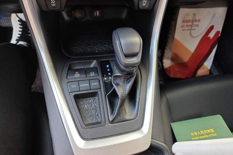 Used Toyota RAV4 2023 2.0L CVT Two-Wheel Drive Urban Edition