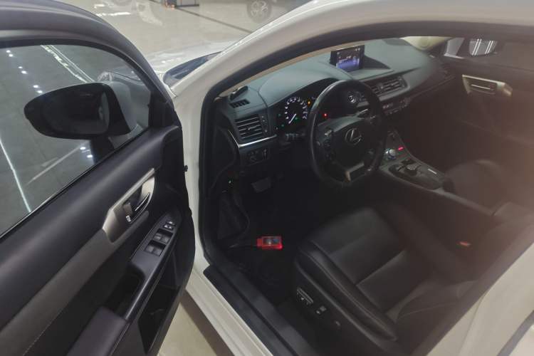 Used Lexus CT 2020 CT200h Comfort Edition Monochrome