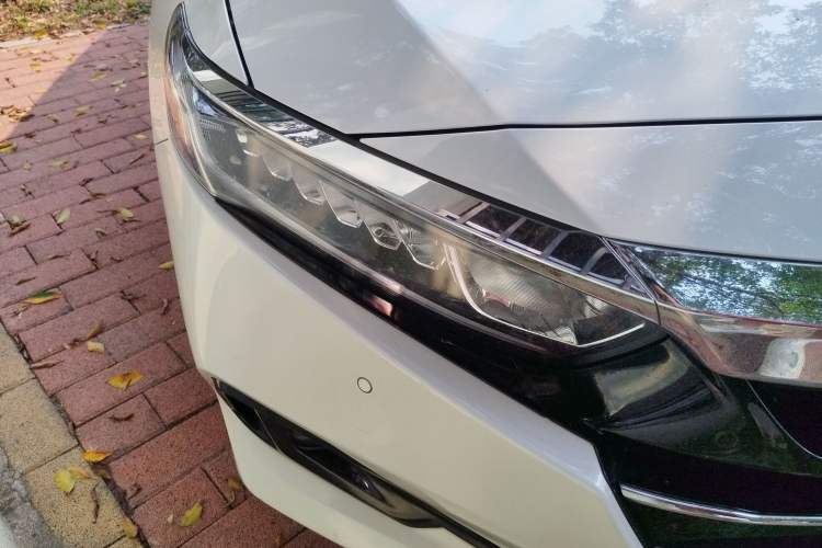 Used Honda Accord 2022 260TURBO Luxury Edition Right Front Headlight