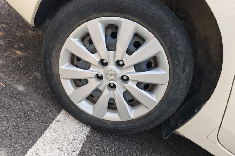 Used Nissan Sylphy 2021 Classic 1.6XE CVT Comfort Edition Exterior 5