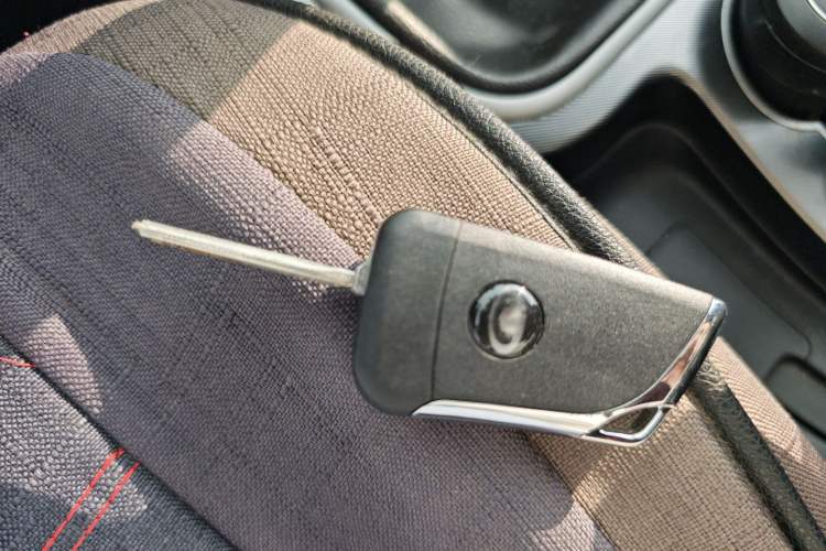 Used Haval H5 Classic 2013 Zhizun Edition 2.0T Manual 4x4 Progressive Model
