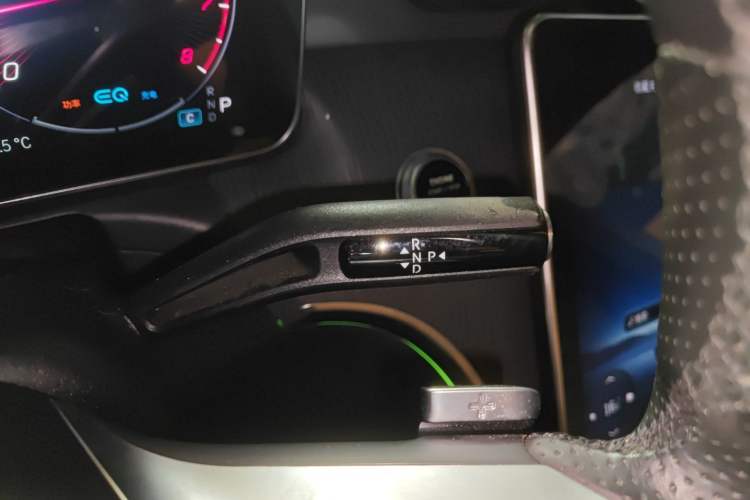 Used Mercedes-Benz C-Class 2022 C 200 L Sport Edition Gear Lever
