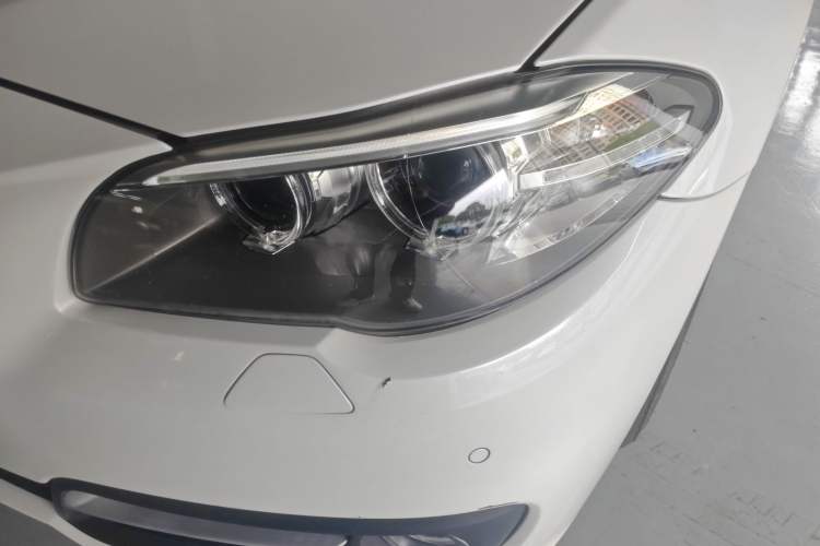 Used BMW 5 Series 2014 520i Touring Edition
