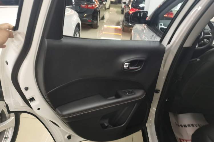 Used Jeep Compass 2017 200T Automatic Family Edition