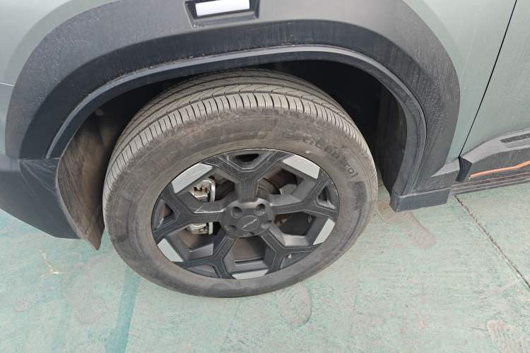 Used JETOUR Freelander 2025 2.0TD Automatic XWD Conqueror Left Front Wheel Hub