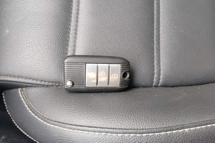 Used MG 6 2017 20T Manual Luxury Smart Connect Version China V Standard