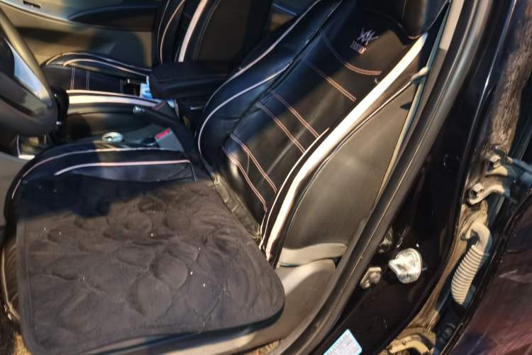 Used Hyundai Verna (older generation) 2014 1.4L Manual Smart GLS Trim Left Front Seat