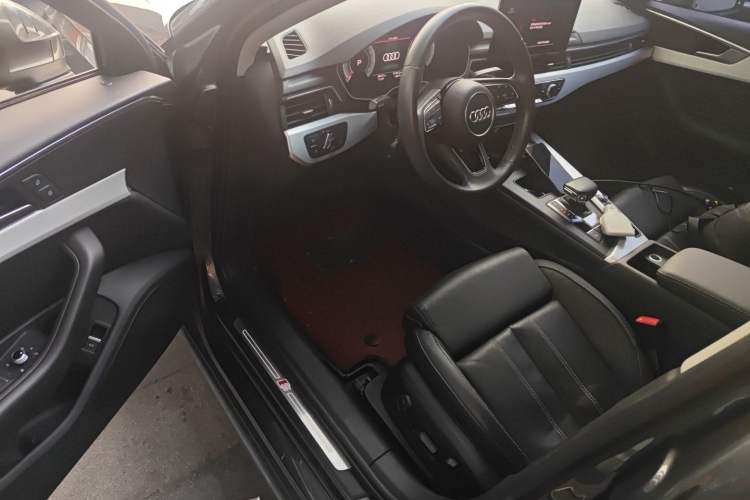 Used Audi A4L 2020 40 TFSI Luxury Dynamic Model