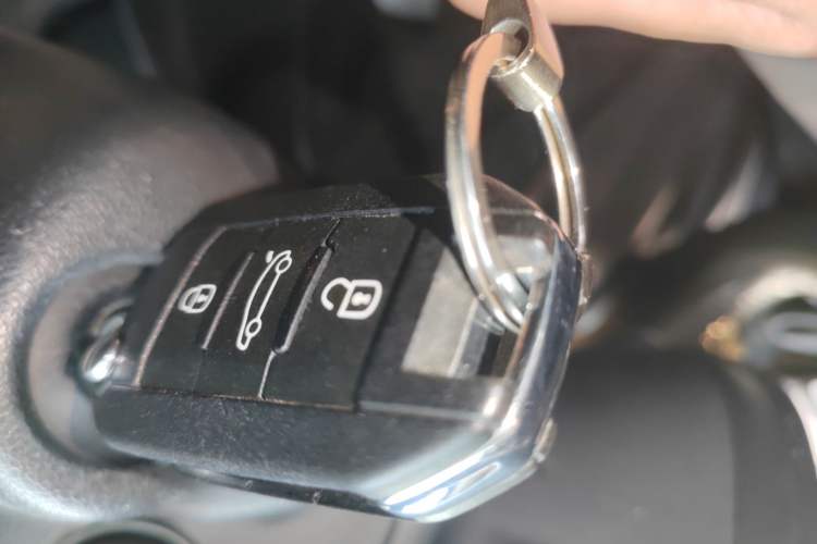 Used Peugeot 508 2012 2.0L Automatic Smart Enjoyment Version Vehicle Key