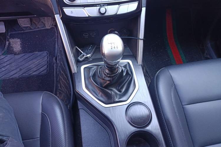 Used Great Wall Poer 2021 2.0T Commercial Version Manual Diesel Two-Wheel Drive Elite Long-Box GW4D20M
