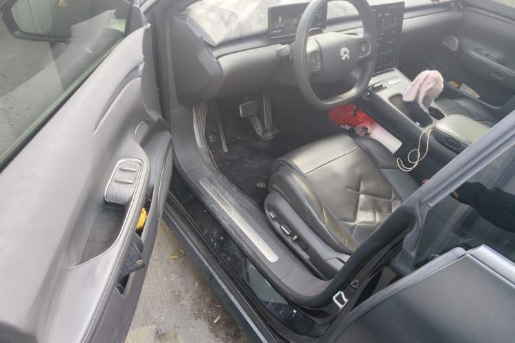 Used Nio ET7 2022 75 kWh Driver Seat