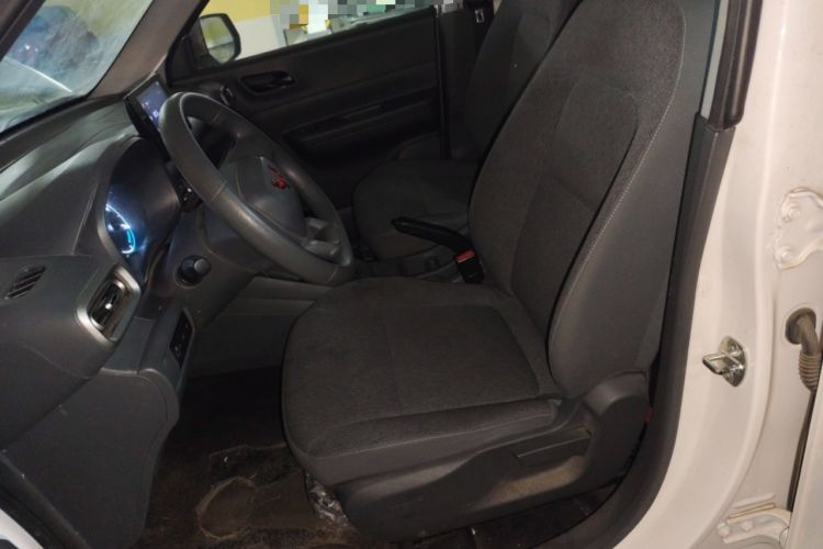 Used Wuling Hongguang New Energy 2024 All-Electric Model 300KM Standard Version
