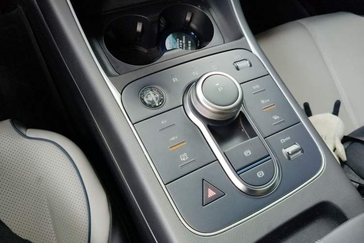 Used BYD Destroyer 05 2024 HONOR Edition DM-i 120KM Flagship Model Gear Lever