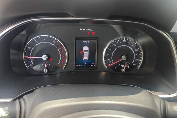 Used Haval H6 2017 Red-Label 1.5T Automatic Two-Wheel Drive Smart Edition Instrument Cluster