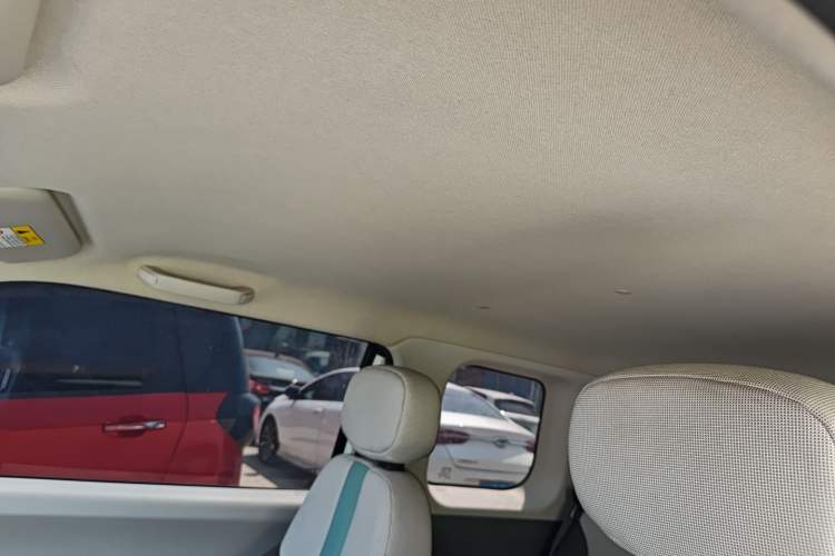 Used CHANGAN NEVO Lumin 2023 205km Xiangqin Version
