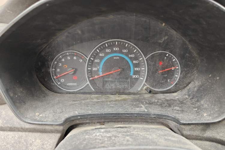 Used Wuling Hongguang V 2019 1.5L Base Version China VI LAR
