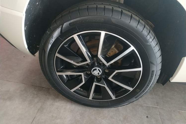 Used Skoda Karoq 2023 TSI280 Premium Edition
