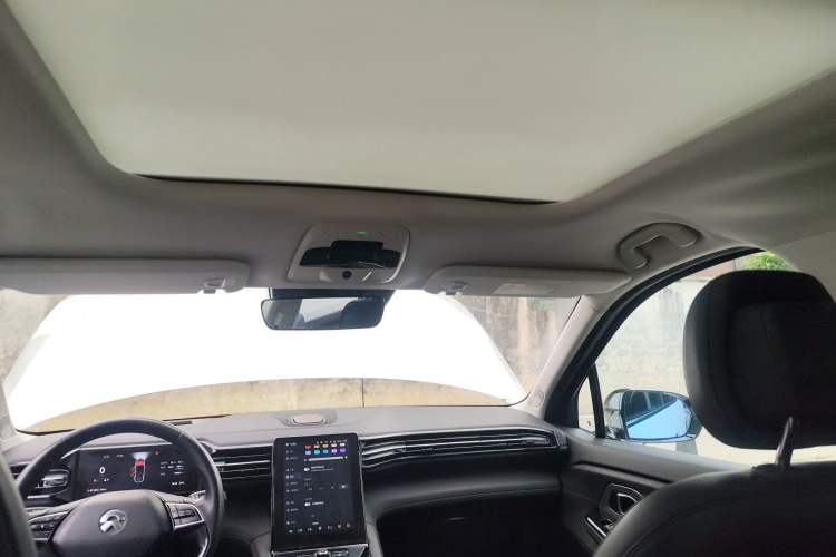 Used Nio ES8 2018 355 km Base Version 7-Seater Edition
