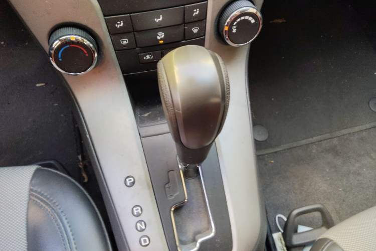 Used Chevrolet Cruze 2012 1.8L SE AT