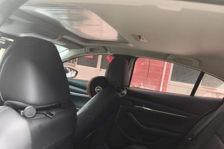 Used Mazda 3 Axela 2023 2.0L Automatic ZhiZhen Edition