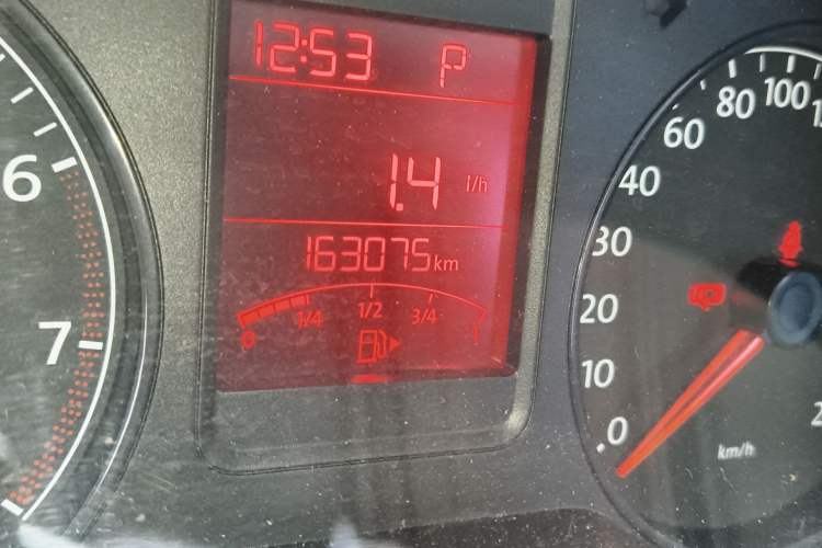 Used Volkswagen Polo 2013 1.6L Automatic Luxury Edition
